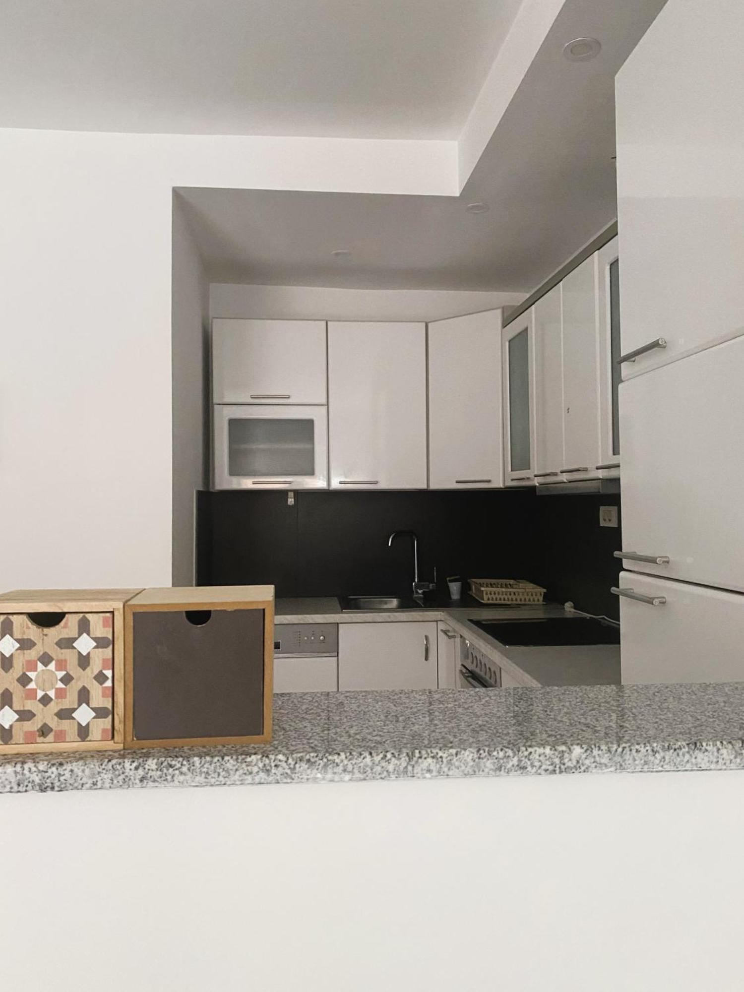 Private Apartments Prishtina Приштина Екстер'єр фото