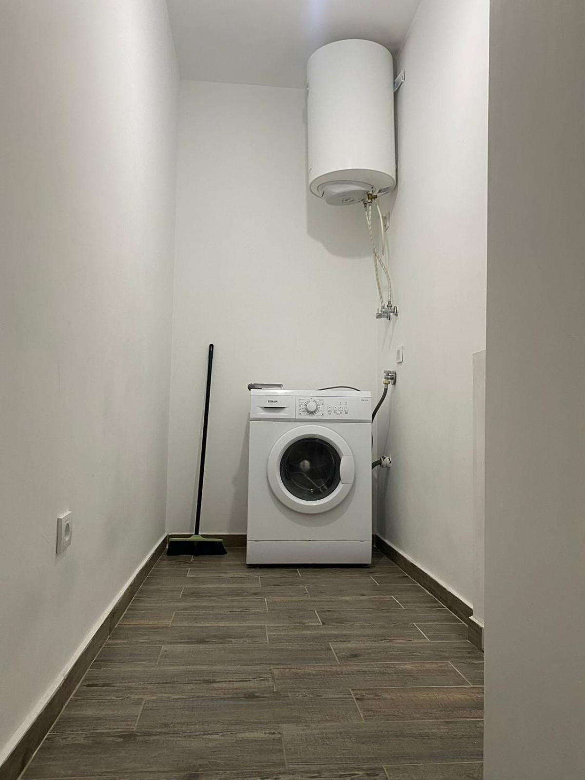 Private Apartments Prishtina Приштина Екстер'єр фото