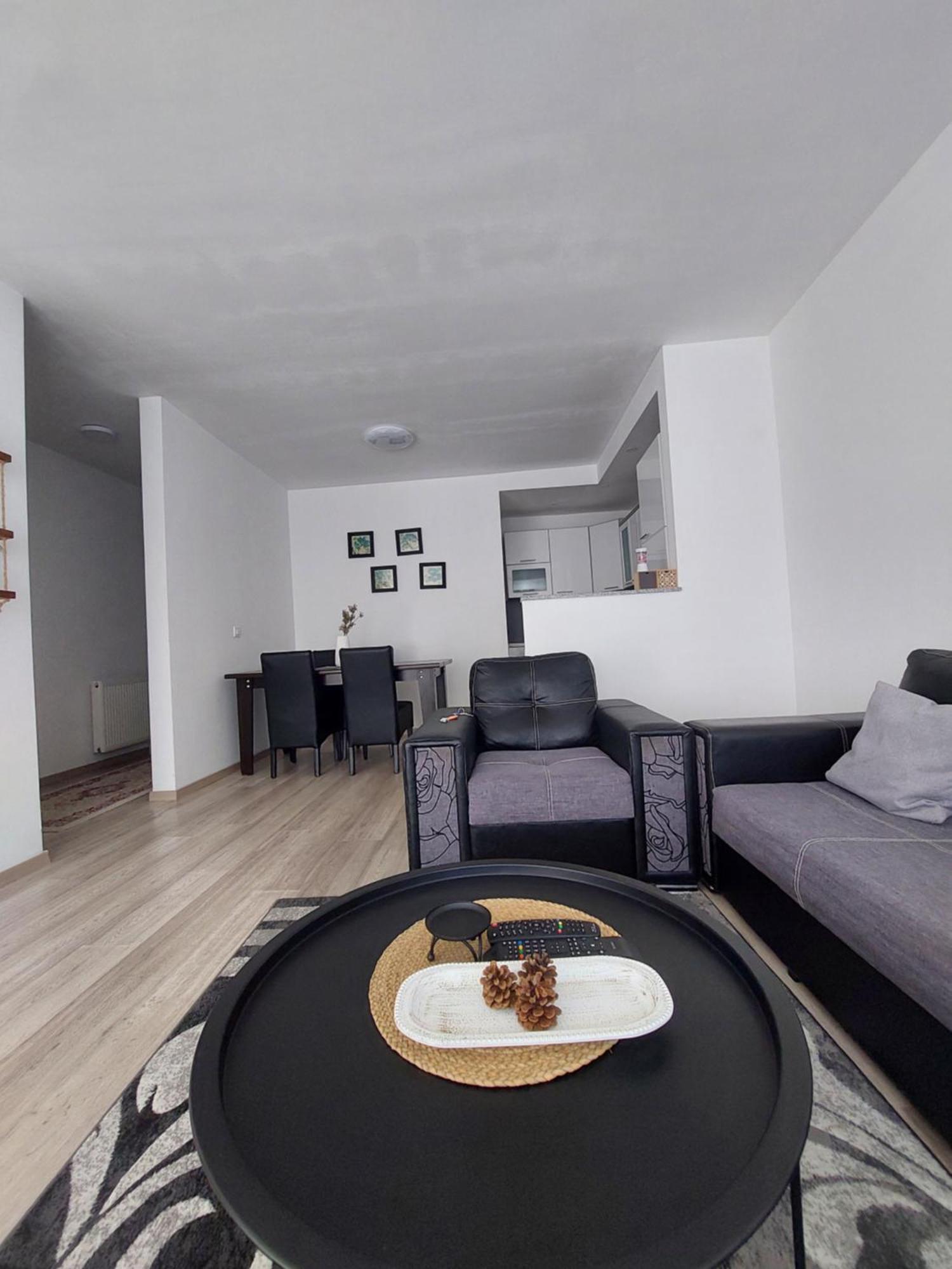 Private Apartments Prishtina Приштина Екстер'єр фото